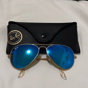 Rayban aviator kids sunglasses. Blue mirror lenses.